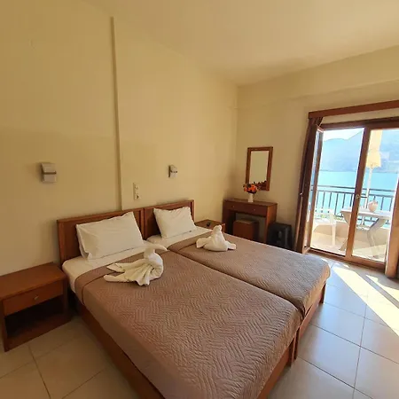 Hotell Evita And 3*